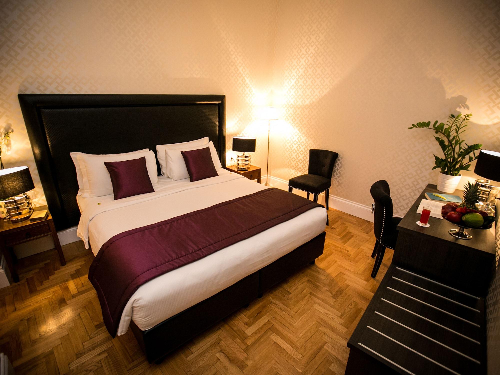 มิแนร์วา เรอแล Bed & Breakfast โรม ภายนอก รูปภาพ